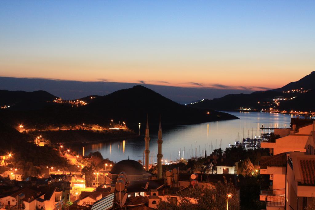 Kasinn Apart Turuncu Rom bilde